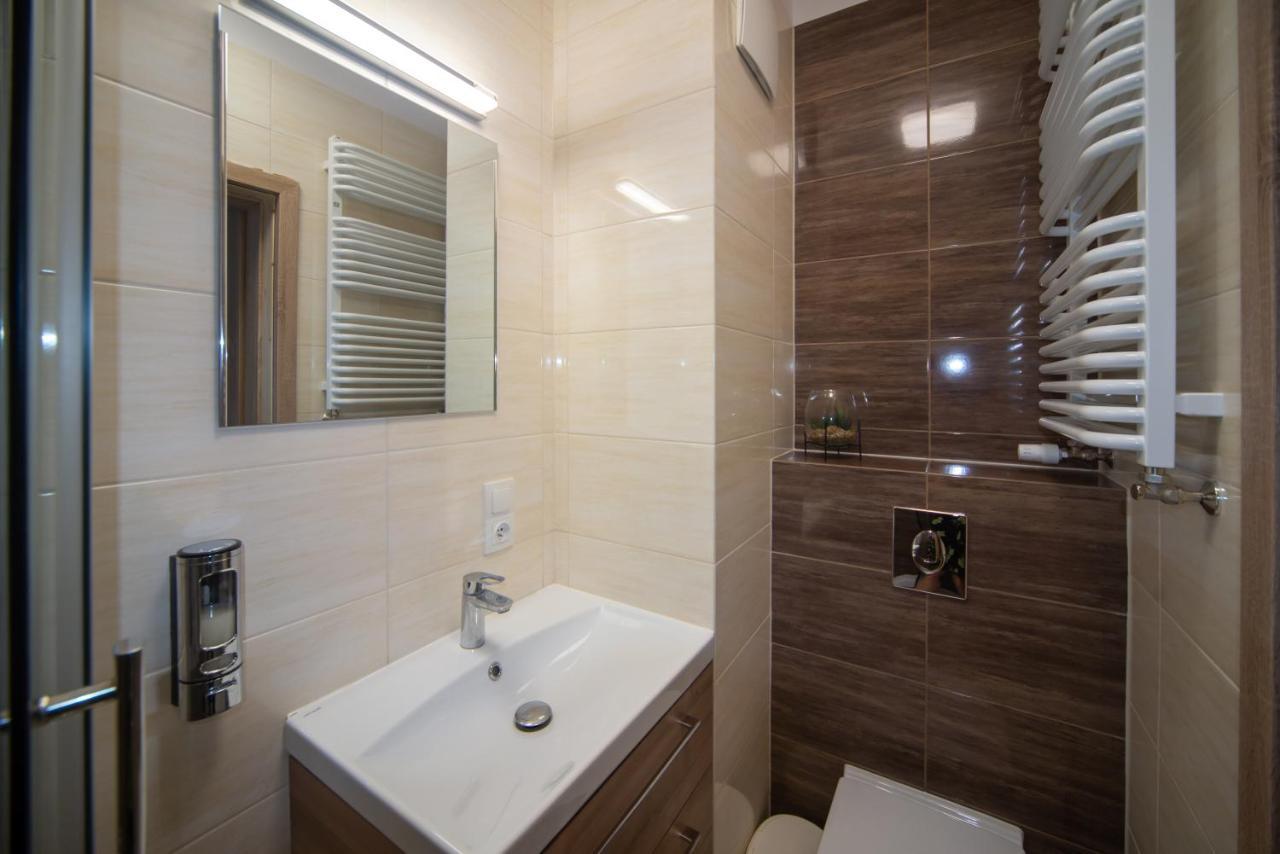 Maya'S Flats & Resorts 17 - Nadmotlawie غدانسك المظهر الخارجي الصورة